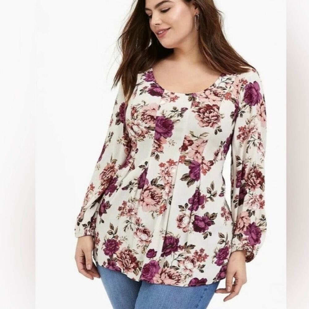 Torrid Fit And Flare Crinkle Gauze Top size 3
